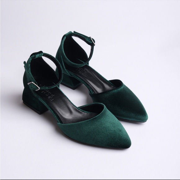Green Velvet Block Heels (1.18 inch) - Eleanor Louise Co. - Picture 5 of 9
